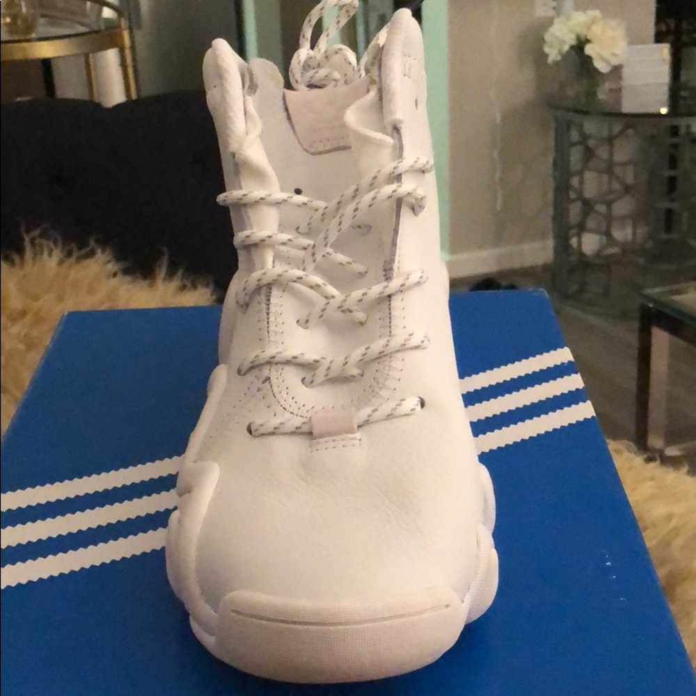 Adidas Crazy 8 ADV Size 5.5 Brand New - Picture 2 of 4